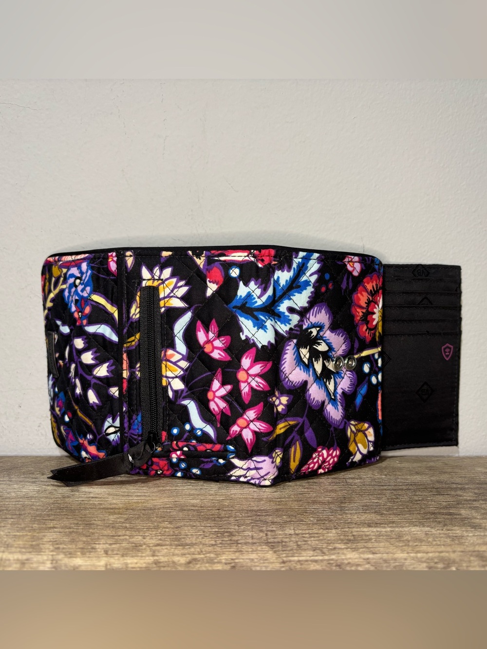 Vera Bradley RFID Riley Compact Wallet - Picture 5 of 8